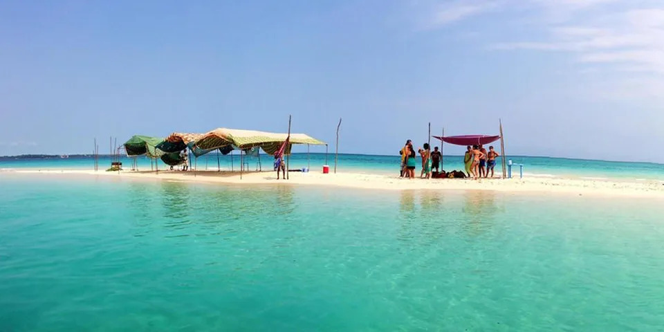 nakupenda beach zanzibar sandbank