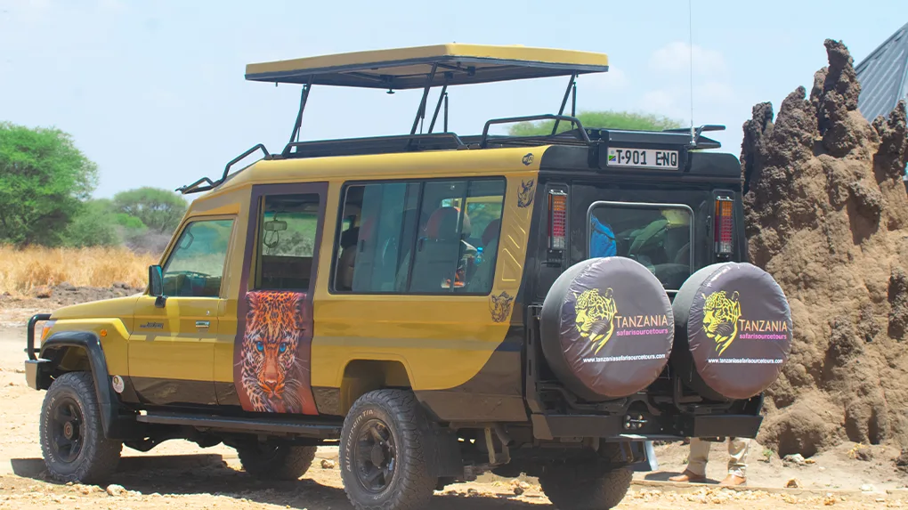 8 days wildebeest migration safari serengeti river crossing